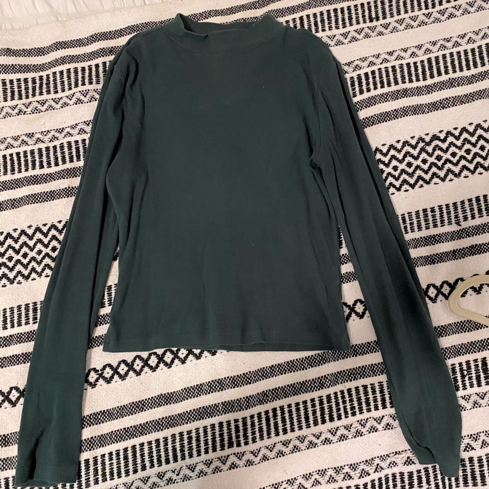Long sleeve sweater